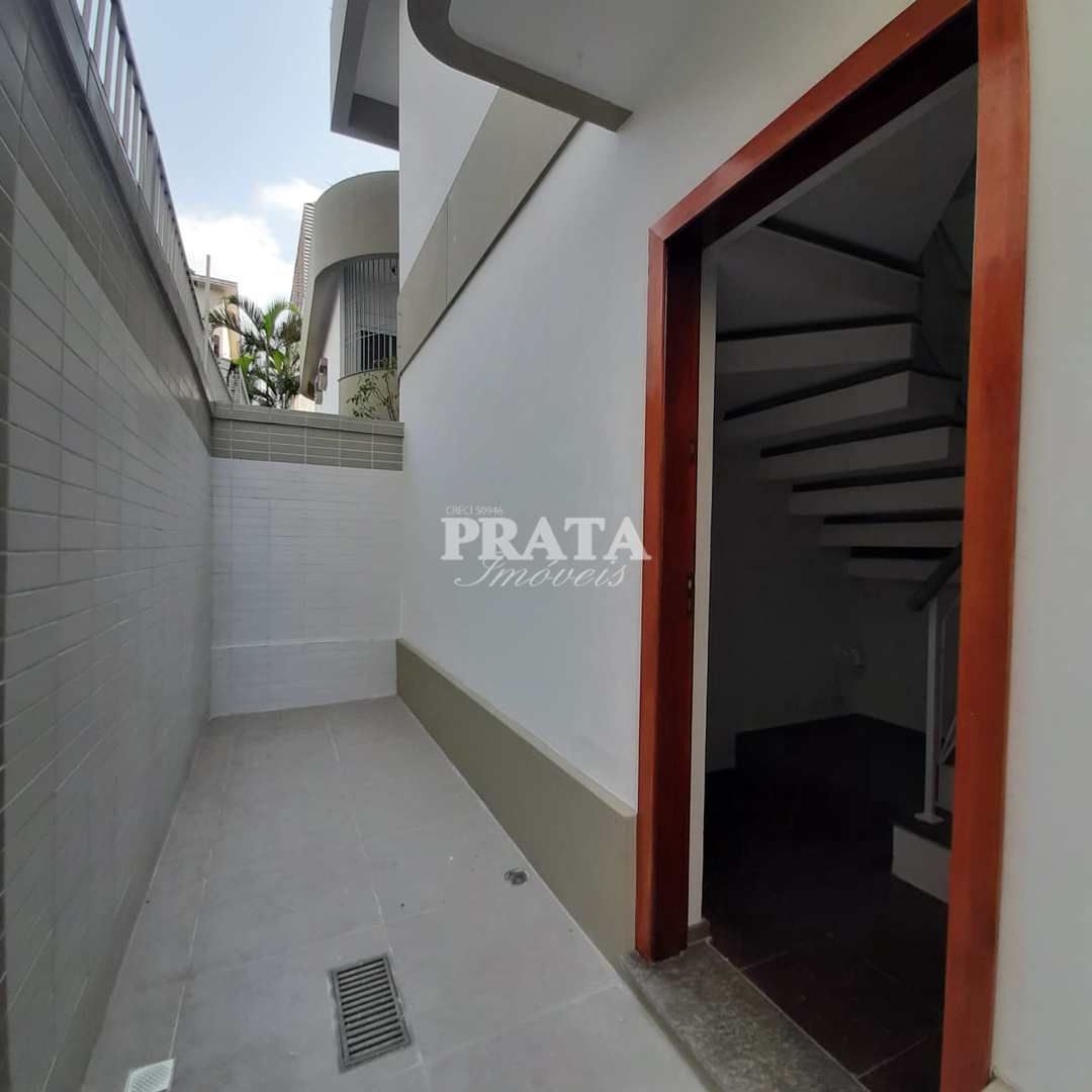 Casa à venda com 3 quartos, 200m² - Foto 35