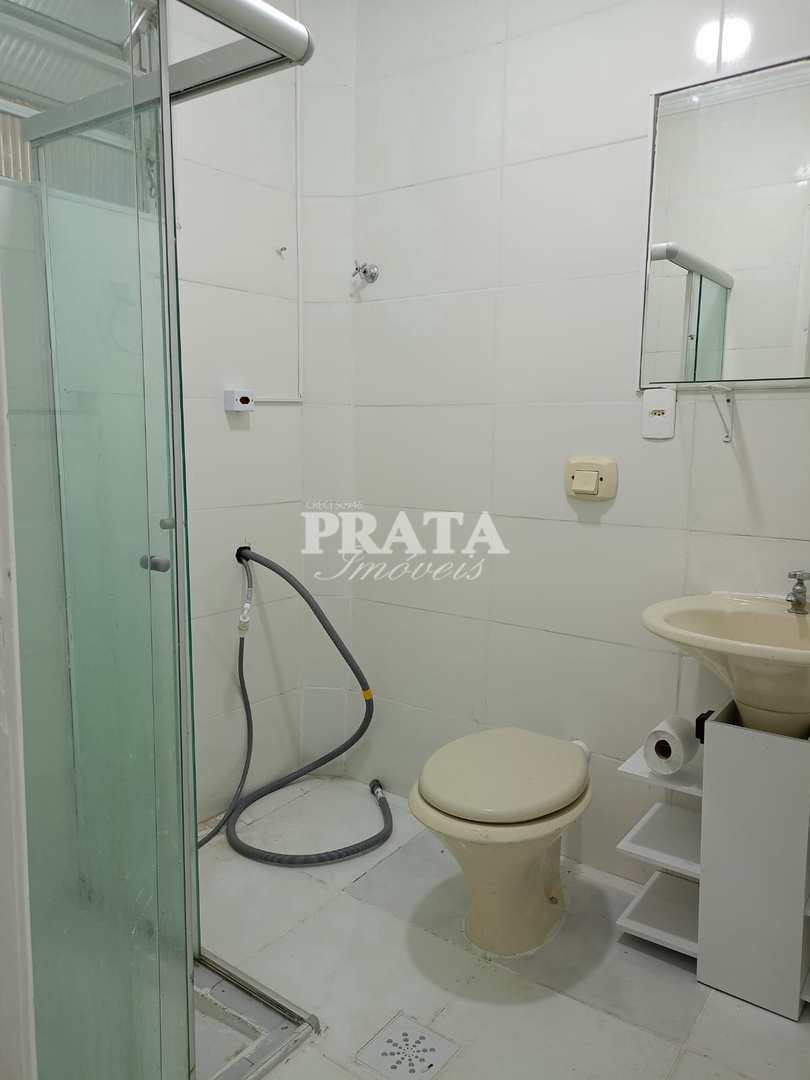 Apartamento para alugar com 1 quarto, 62m² - Foto 12