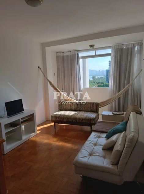 Apartamento à venda com 2 quartos, 70m² - Foto 1