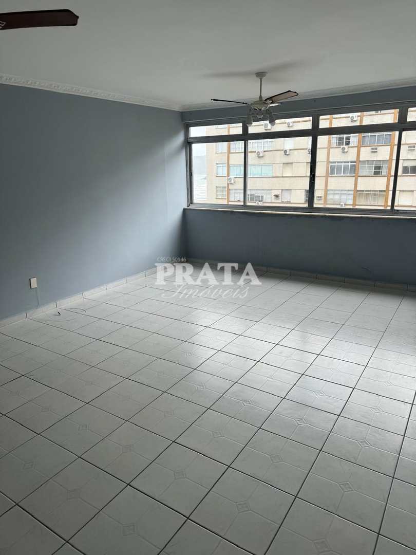 Apartamento à venda com 3 quartos, 137m² - Foto 2