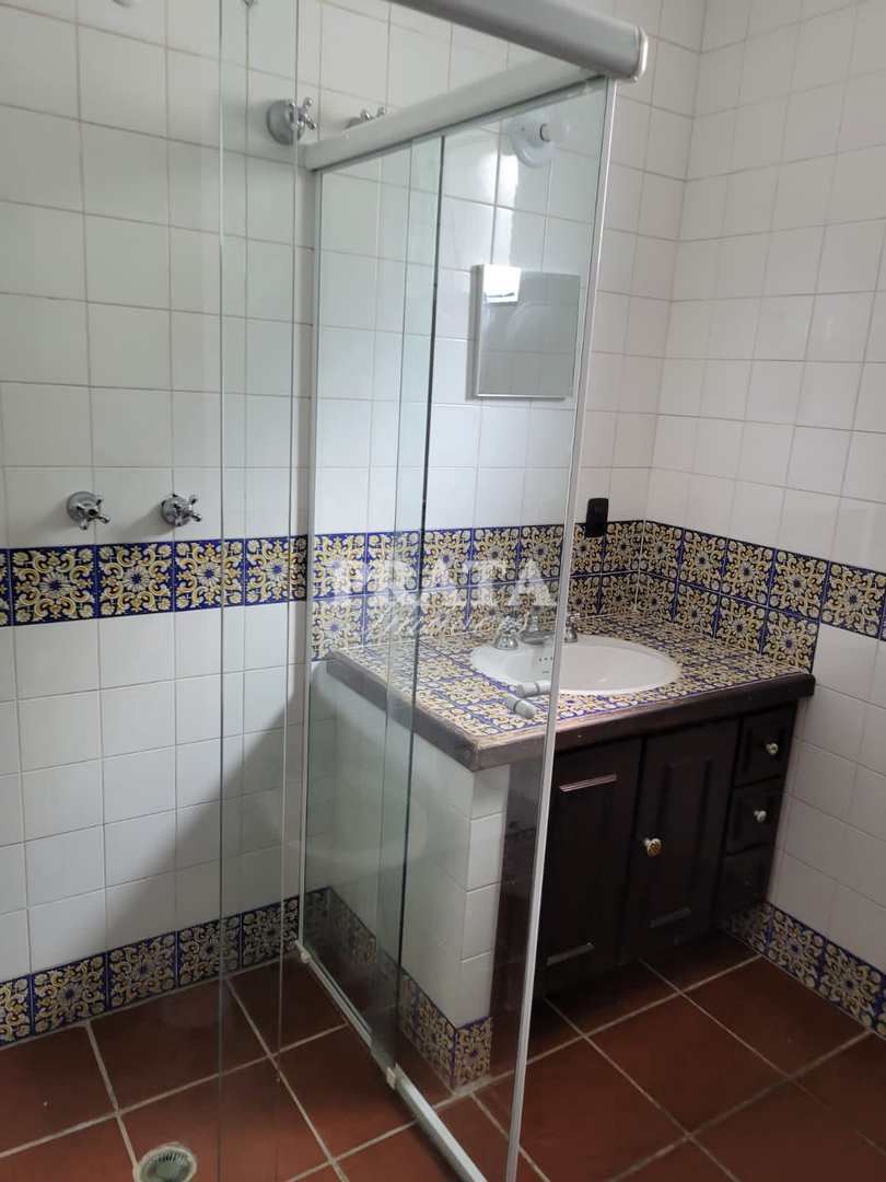 Sobrado à venda com 5 quartos, 247m² - Foto 22