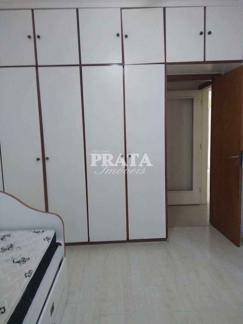 Apartamento para alugar com 3 quartos, 200m² - Foto 7