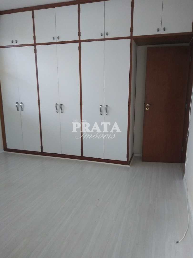 Apartamento para alugar com 3 quartos, 200m² - Foto 8