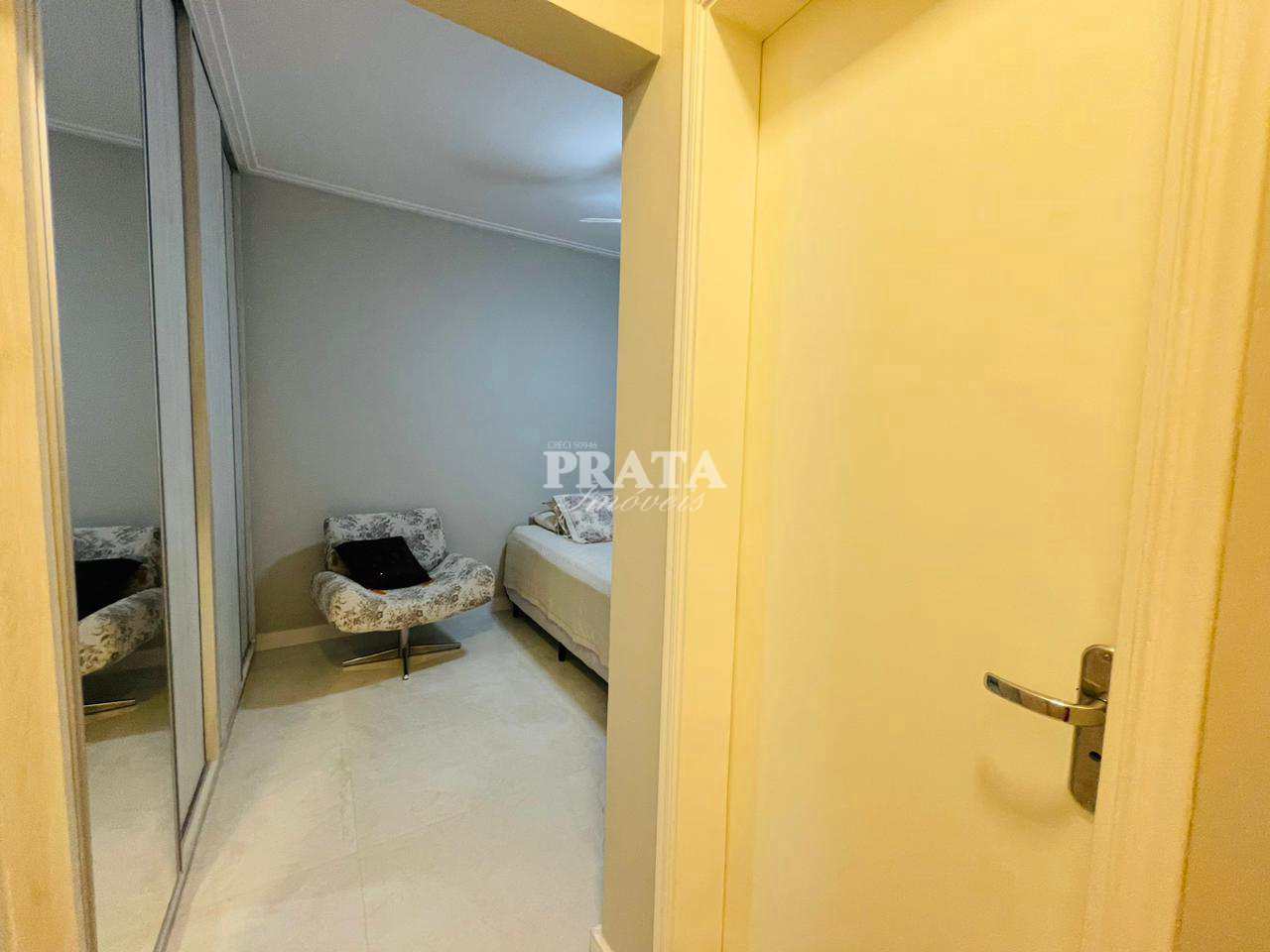 Apartamento à venda com 3 quartos, 147m² - Foto 15