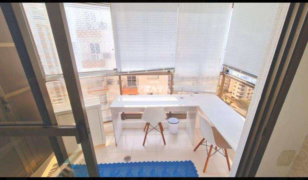 Apartamento à venda com 4 quartos, 178m² - Foto 7