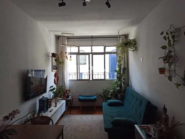 Apartamento à venda com 2 quartos, 75m² - Foto 1