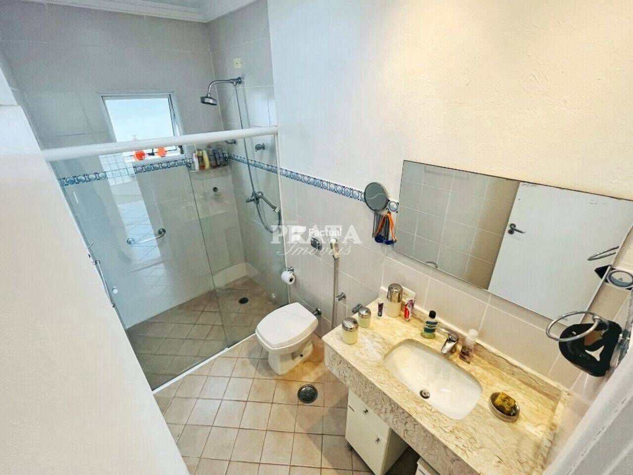 Sobrado à venda com 6 quartos, 300m² - Foto 39