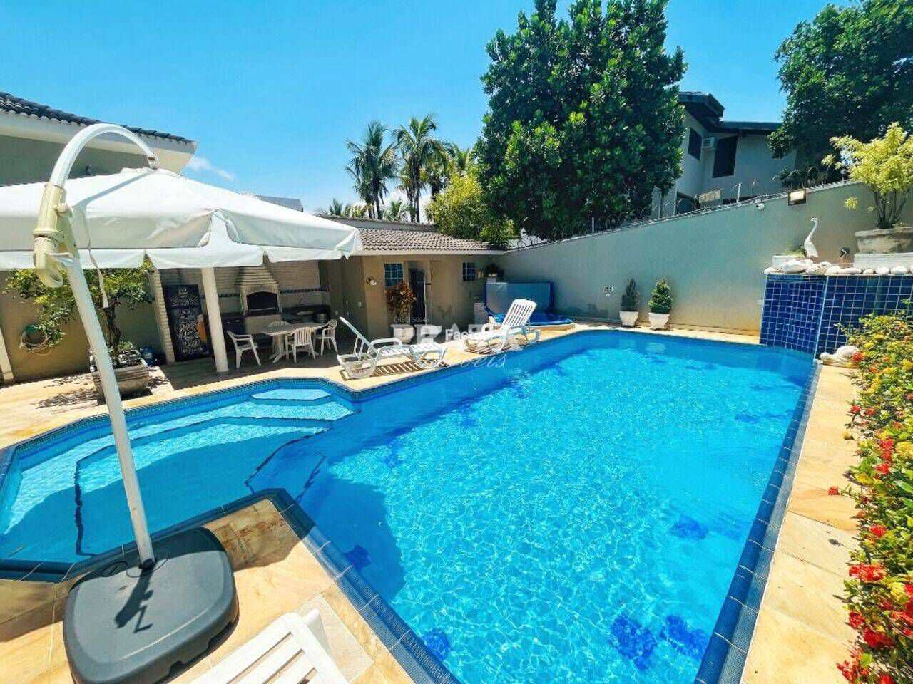 Sobrado à venda com 6 quartos, 300m² - Foto 48