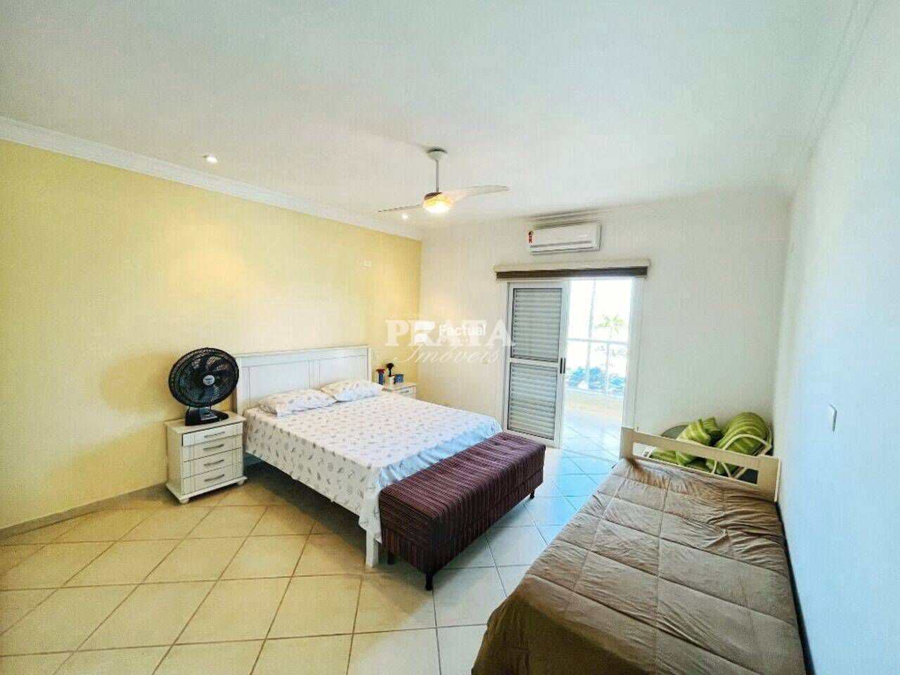 Sobrado à venda com 6 quartos, 300m² - Foto 27