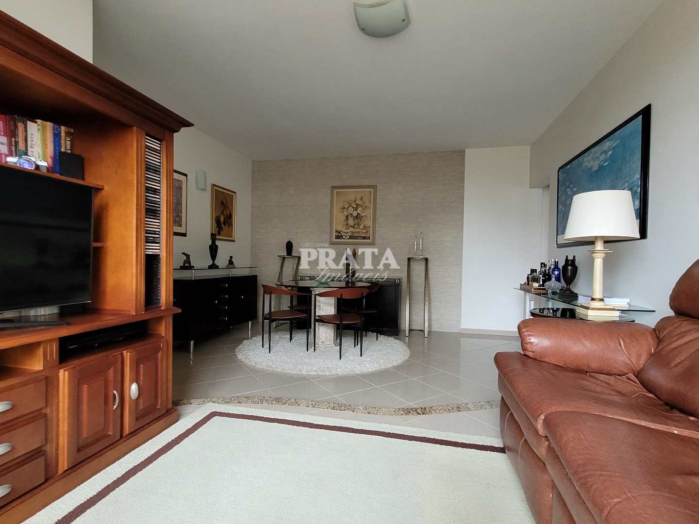 Apartamento à venda com 2 quartos, 100m² - Foto 2