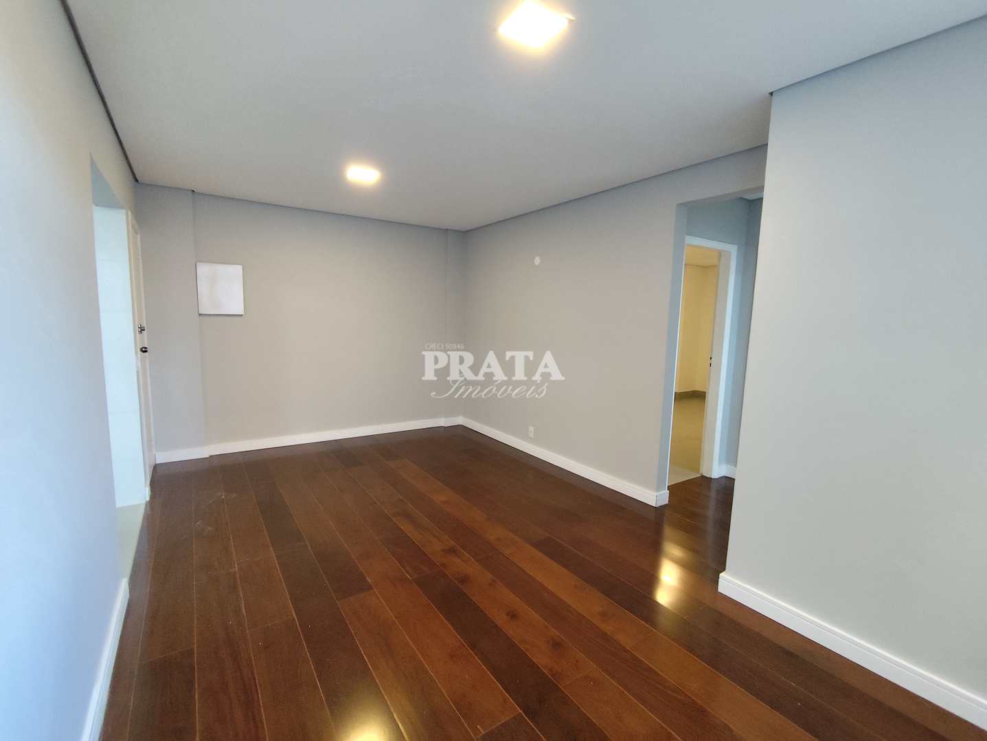 Apartamento à venda com 2 quartos, 90m² - Foto 3