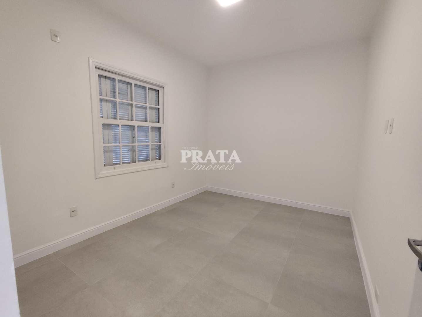 Apartamento à venda com 2 quartos, 62m² - Foto 4