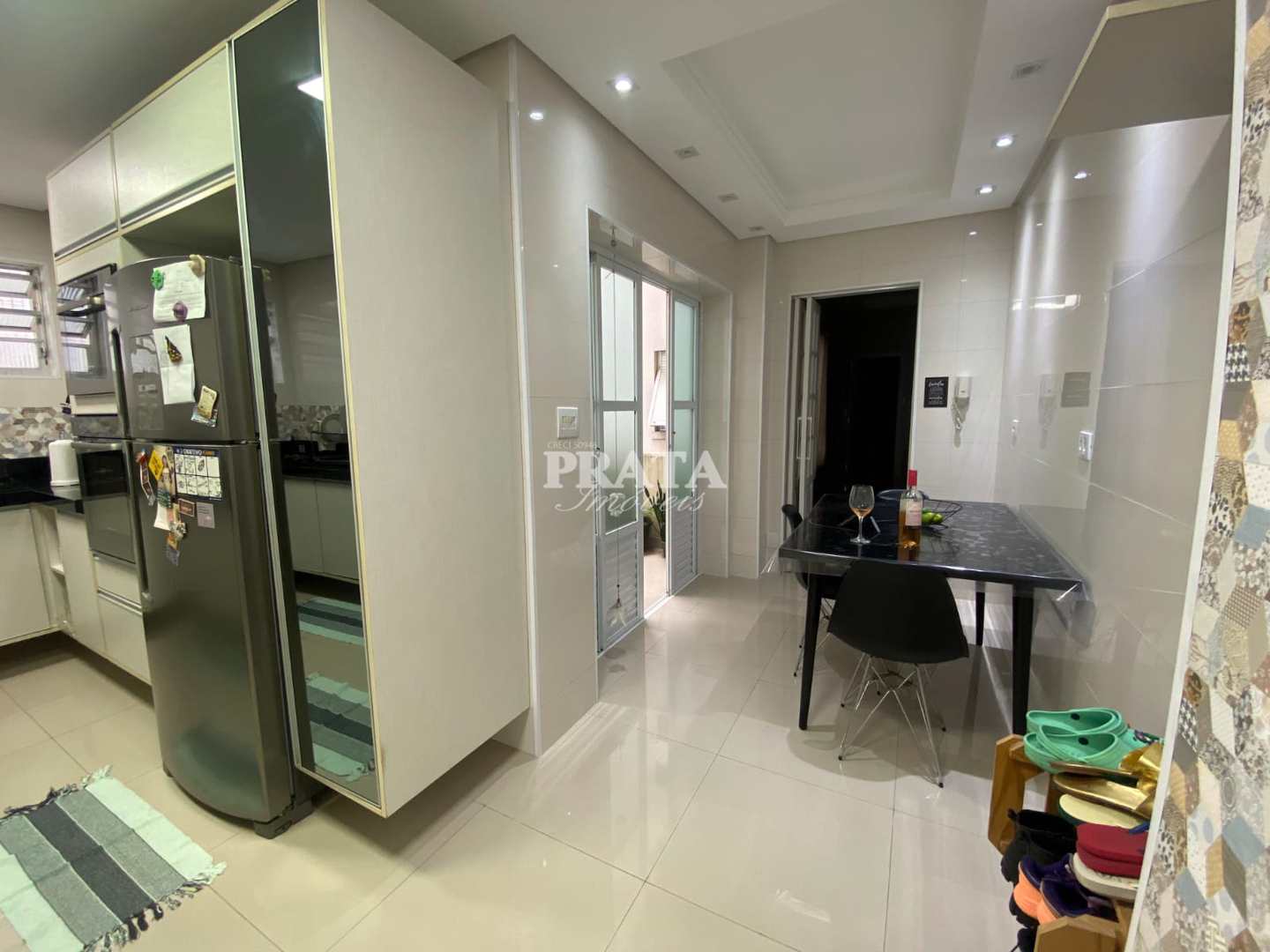 Apartamento à venda com 3 quartos, 173m² - Foto 11