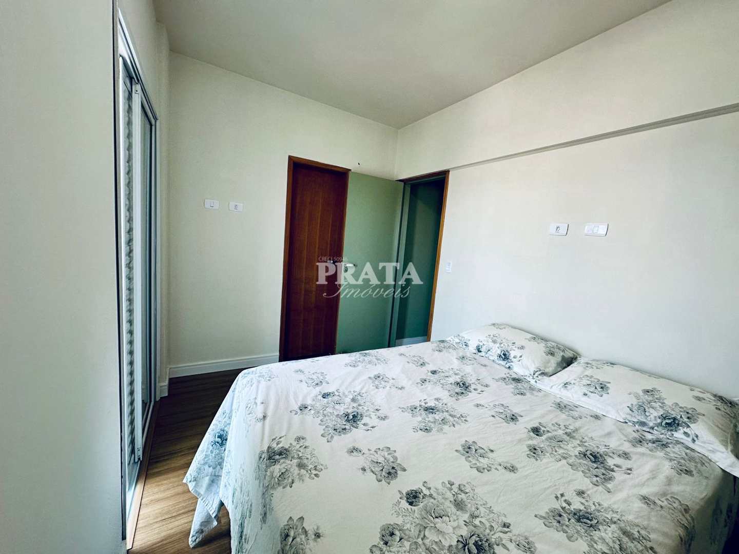 Apartamento à venda com 2 quartos, 72m² - Foto 9