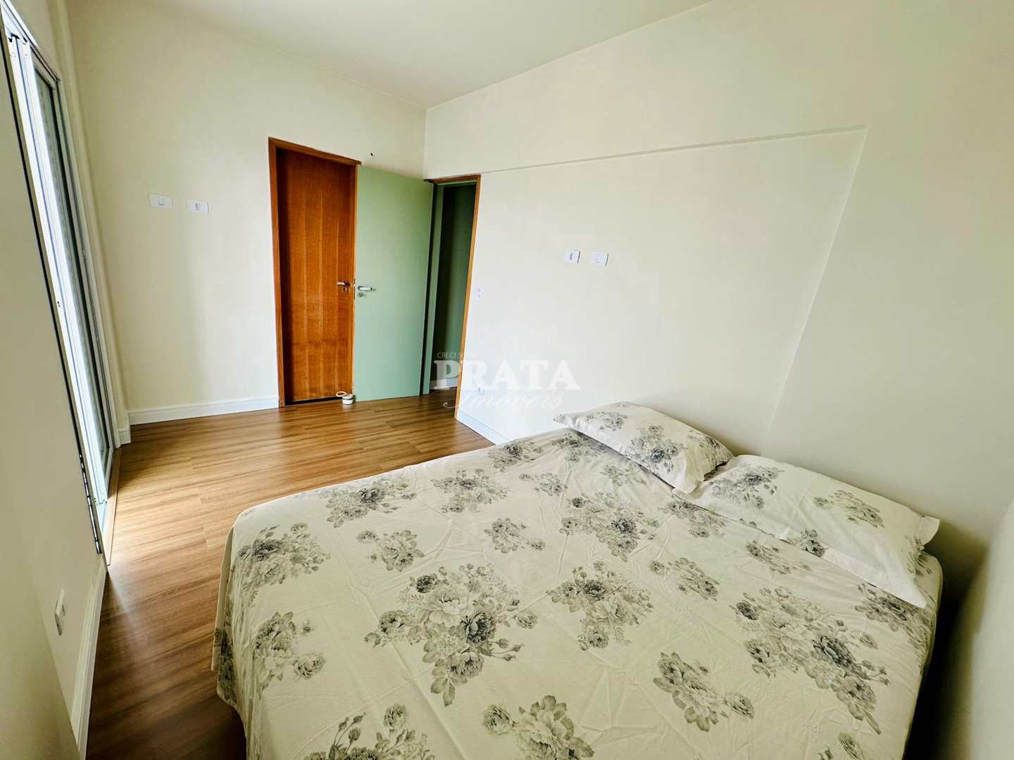 Apartamento à venda com 2 quartos, 72m² - Foto 7