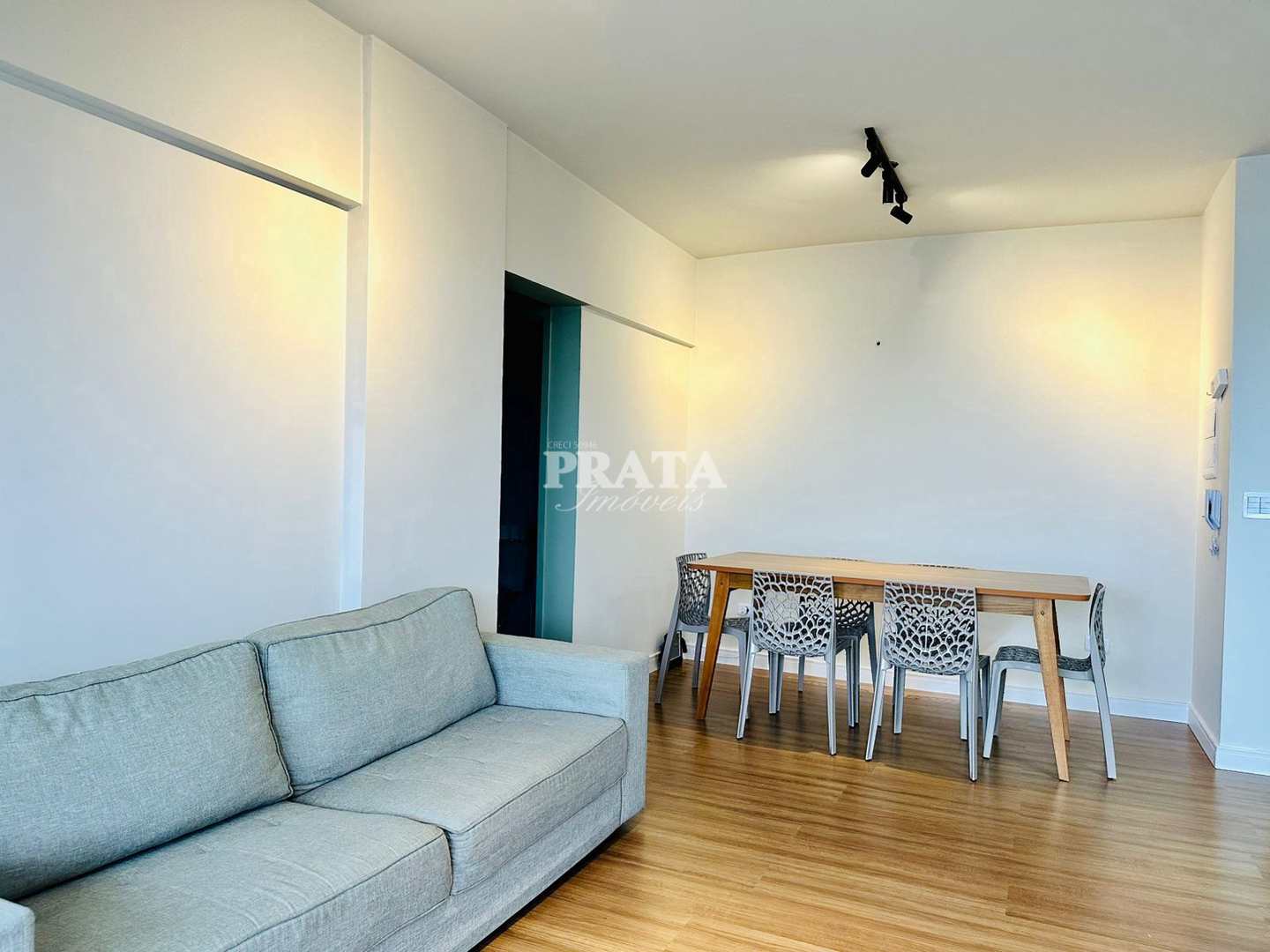 Apartamento à venda com 2 quartos, 72m² - Foto 4