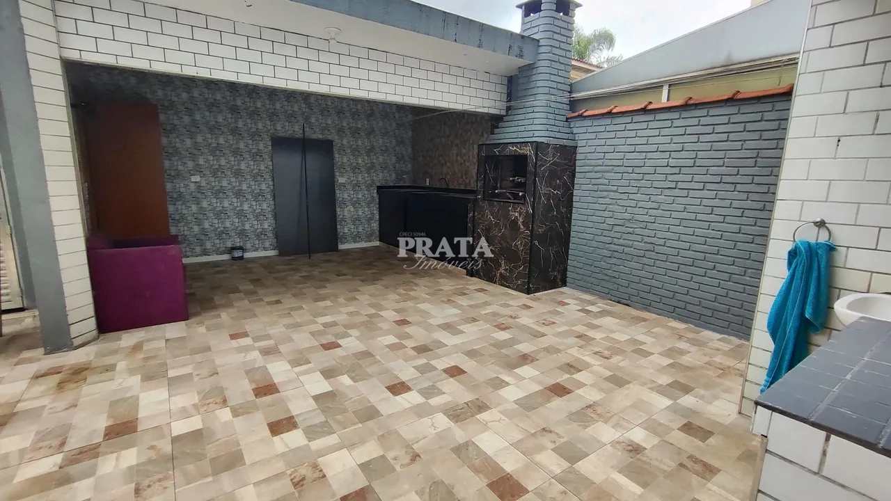 Sobrado para alugar com 3 quartos, 115m² - Foto 1