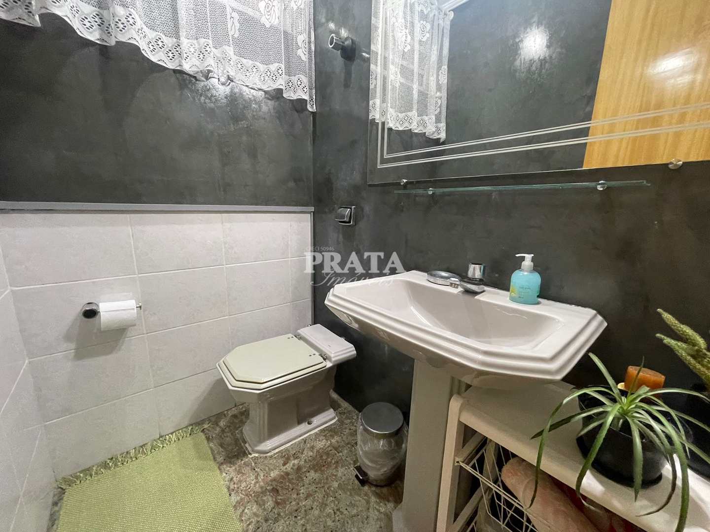 Apartamento para alugar com 3 quartos, 140m² - Foto 12