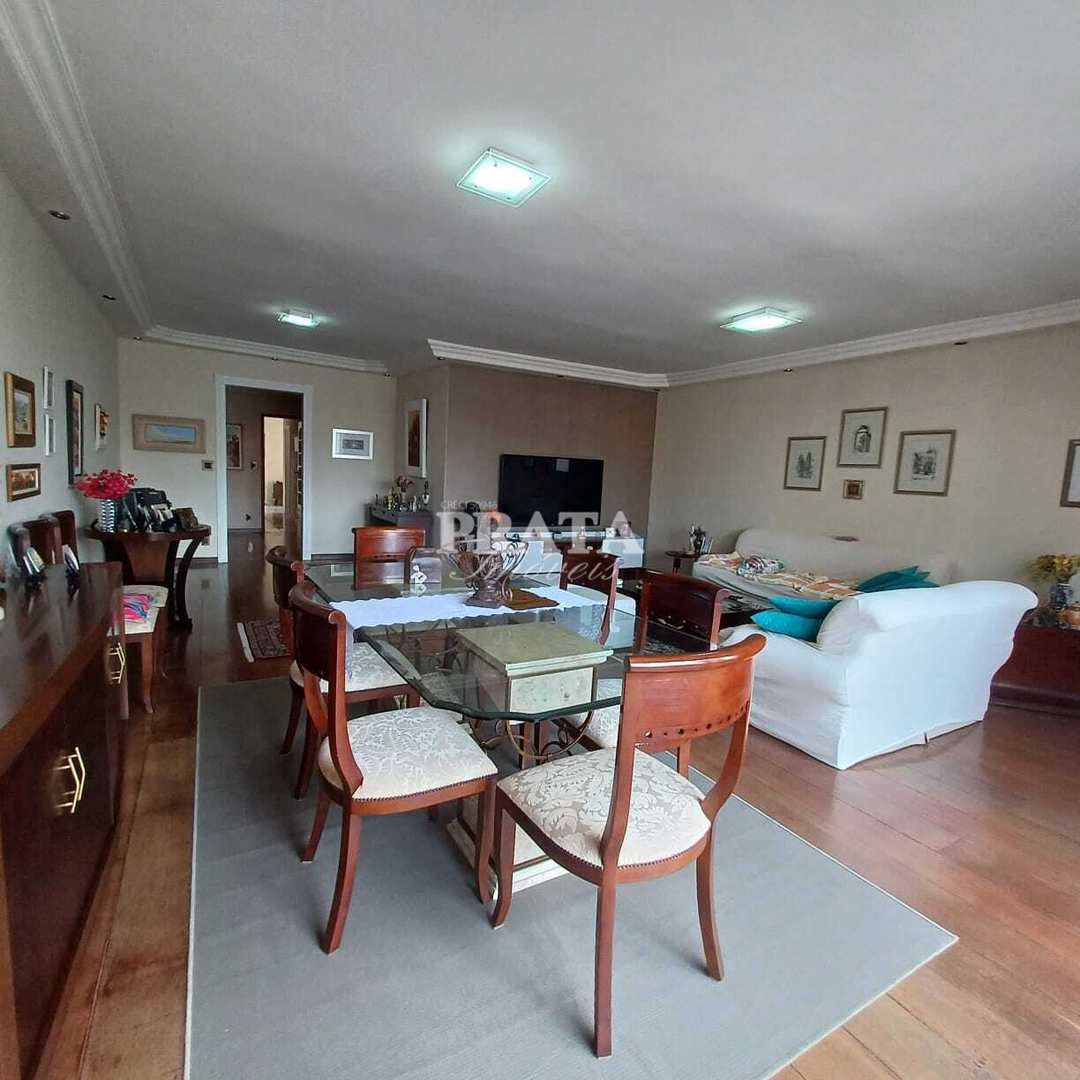 Apartamento à venda com 4 quartos, 200m² - Foto 6