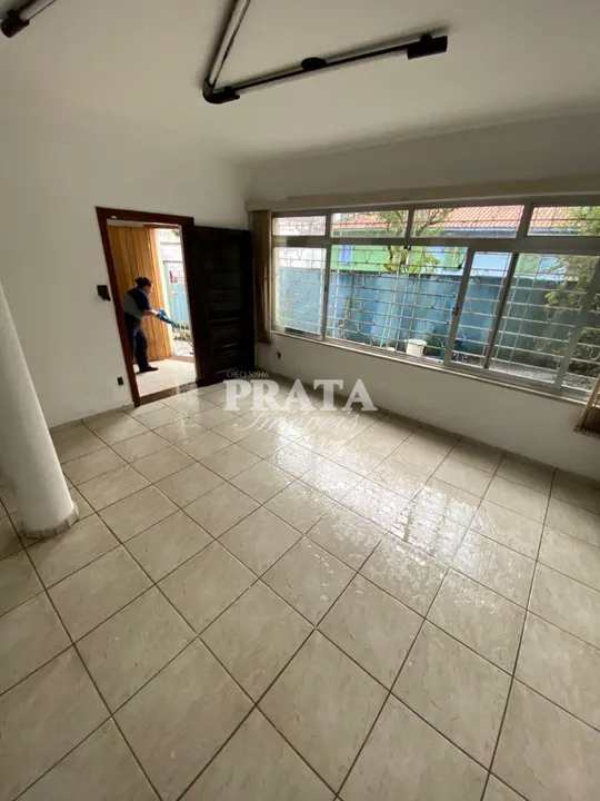 Sobrado para alugar com 3 quartos, 209m² - Foto 1