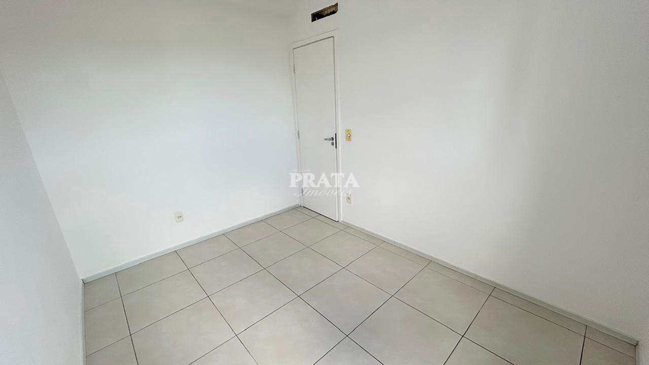 Apartamento para alugar com 3 quartos, 92m² - Foto 6