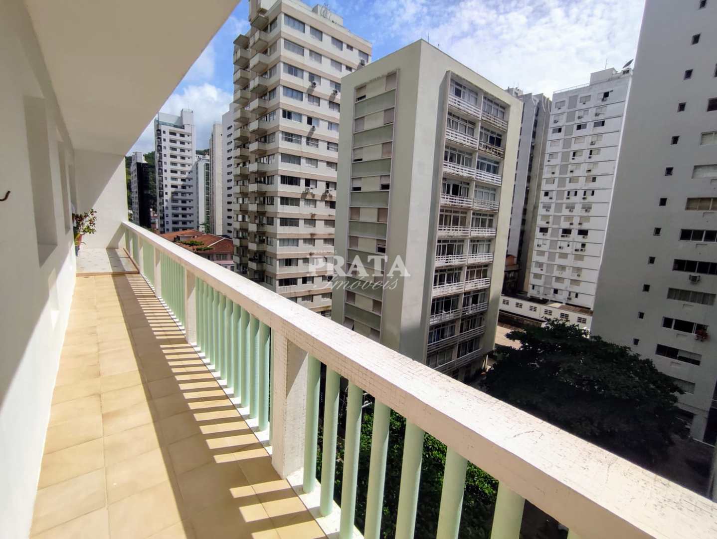 Apartamento à venda com 3 quartos, 162m² - Foto 4