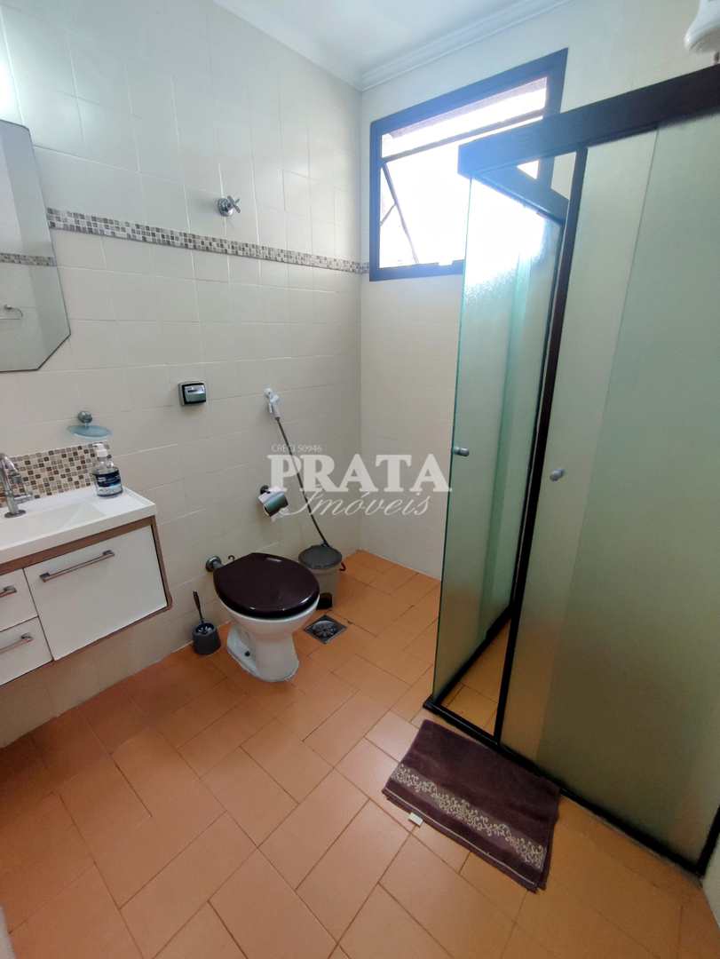 Apartamento para alugar com 1 quarto, 75m² - Foto 11