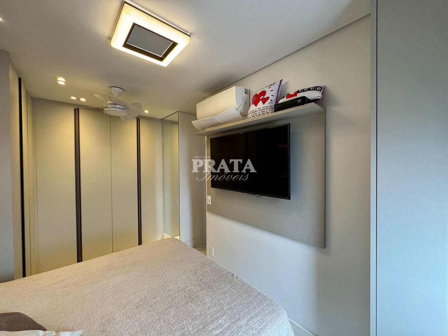 Apartamento para alugar com 2 quartos, 74m² - Foto 13