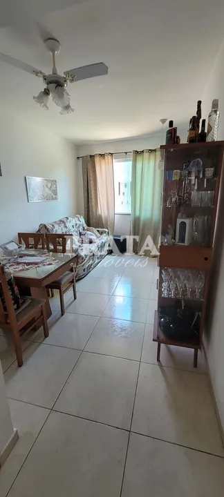 Casa à venda com 3 quartos, 112m² - Foto 1