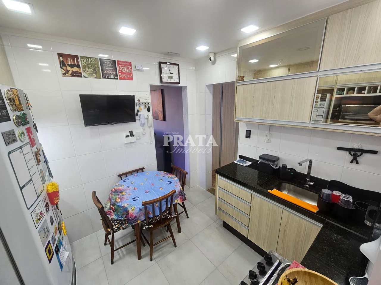 Apartamento à venda com 2 quartos, 70m² - Foto 17