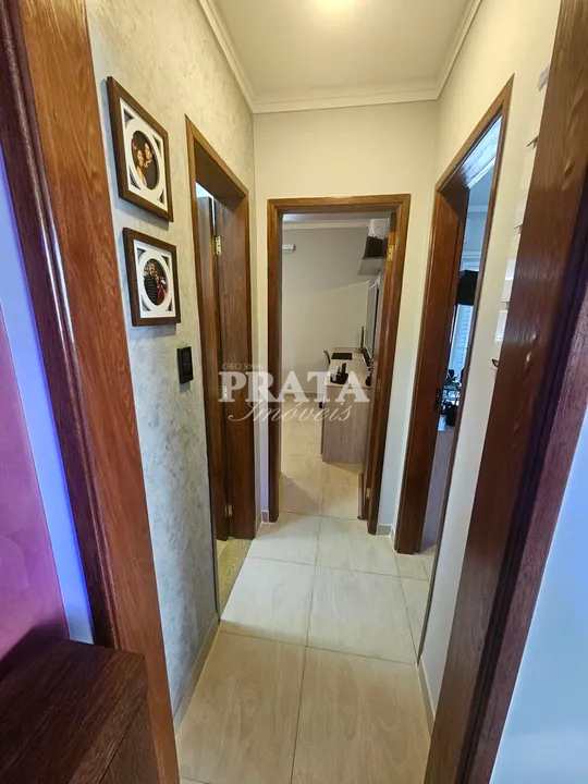 Apartamento à venda com 2 quartos, 70m² - Foto 4