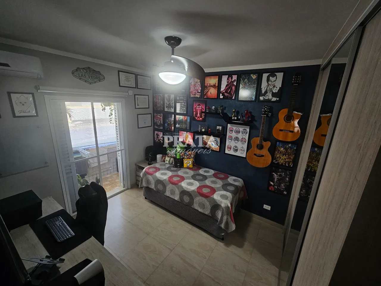 Apartamento à venda com 2 quartos, 70m² - Foto 11