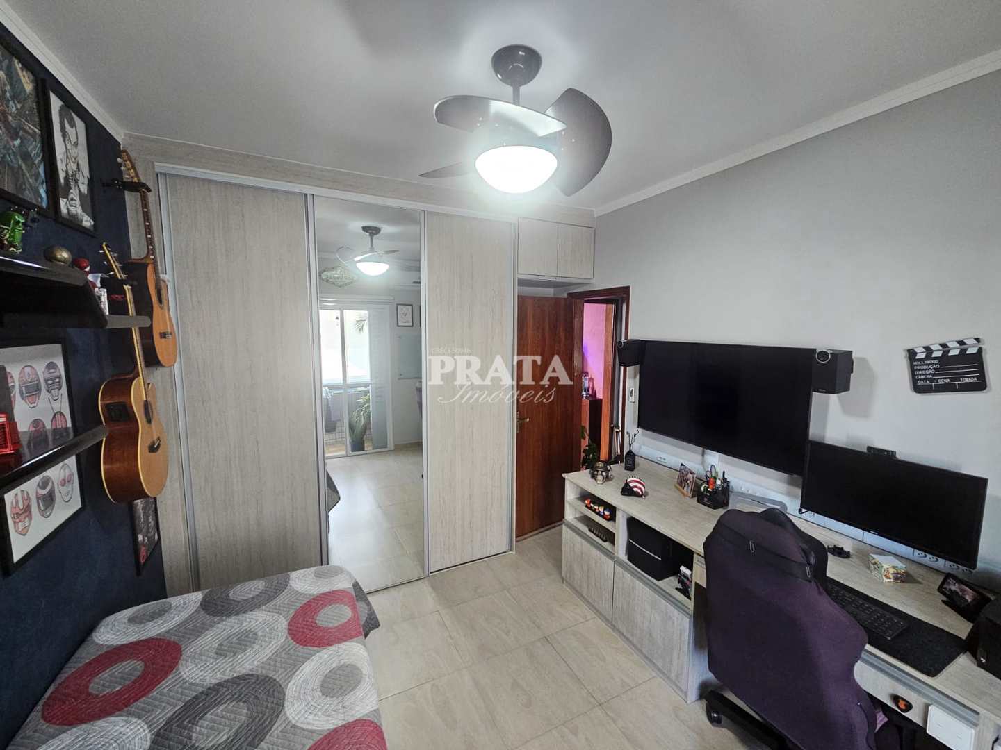 Apartamento à venda com 2 quartos, 70m² - Foto 9