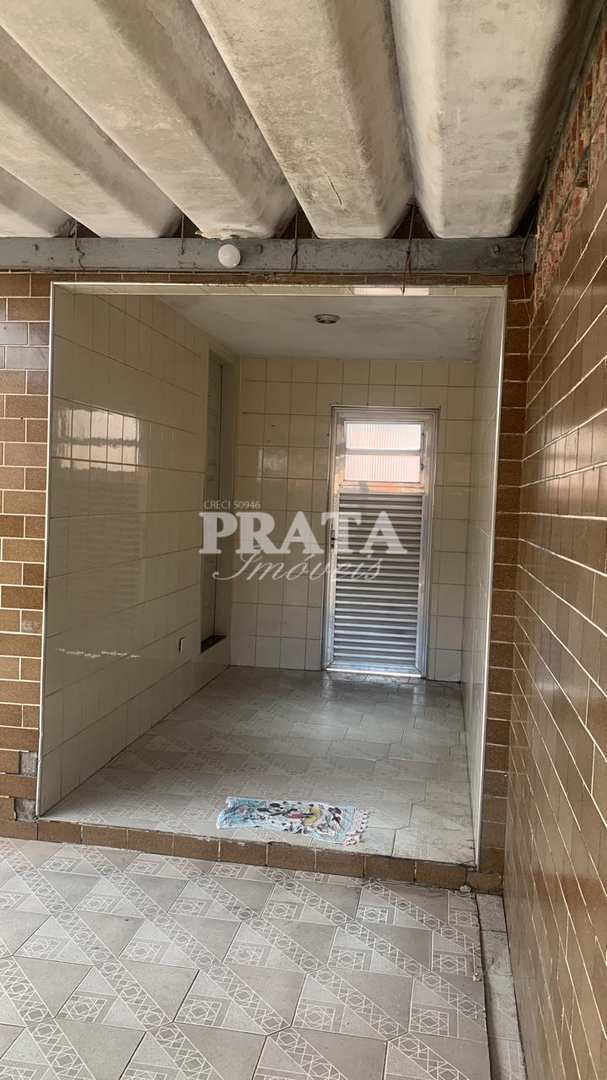 Casa à venda com 2 quartos, 90m² - Foto 4