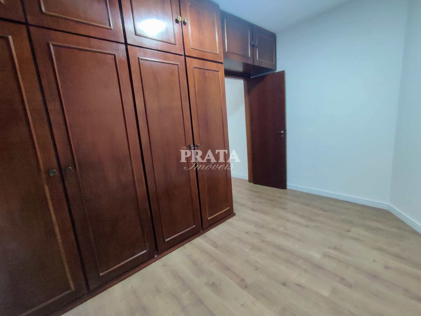 Apartamento à venda com 3 quartos, 100m² - Foto 4