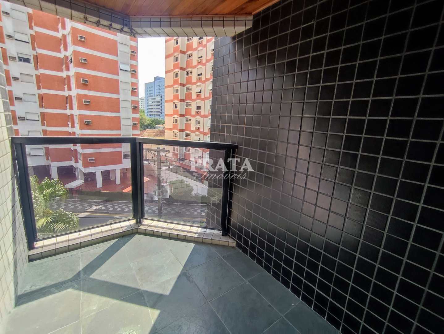 Apartamento à venda com 3 quartos, 100m² - Foto 1