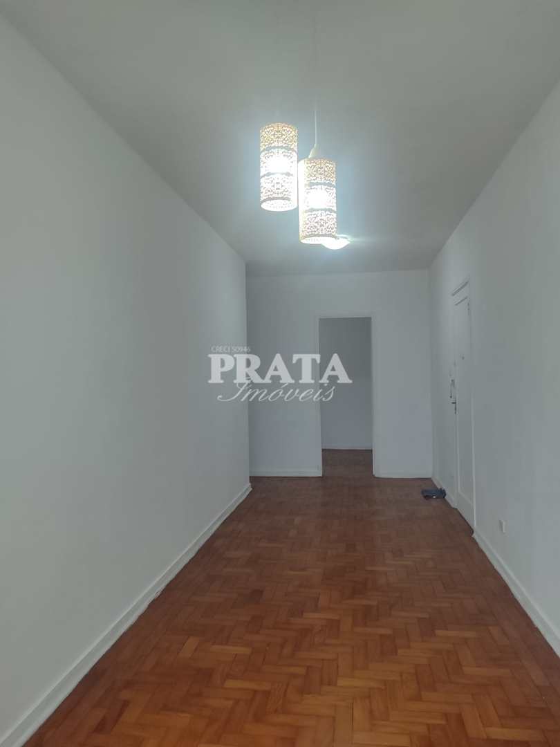 Casa à venda com 2 quartos, 70m² - Foto 2