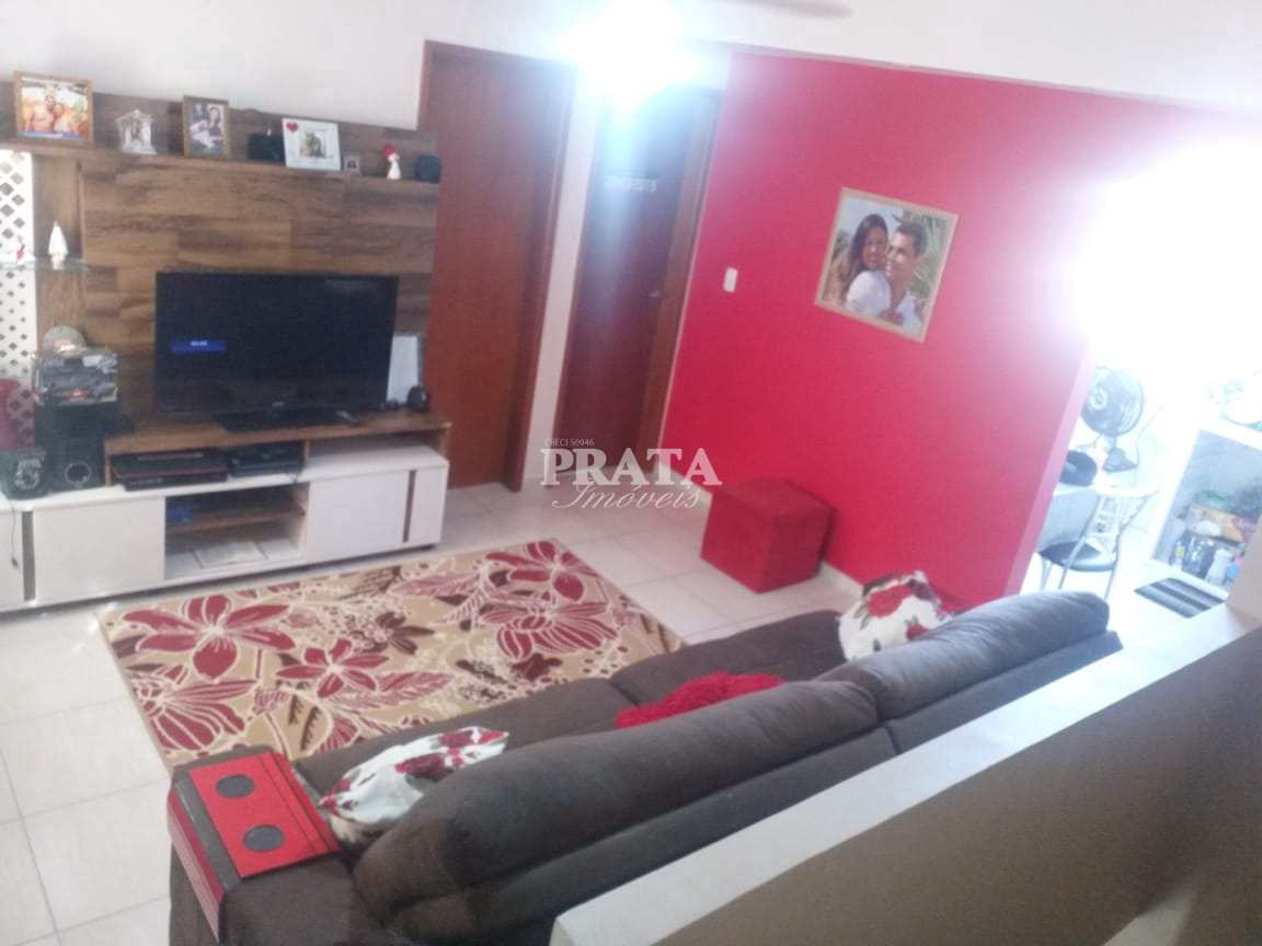 Casa à venda com 2 quartos, 70m² - Foto 2