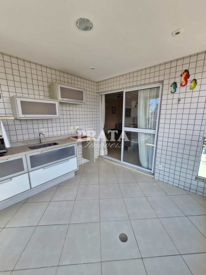 Apartamento à venda com 3 quartos, 123m² - Foto 2