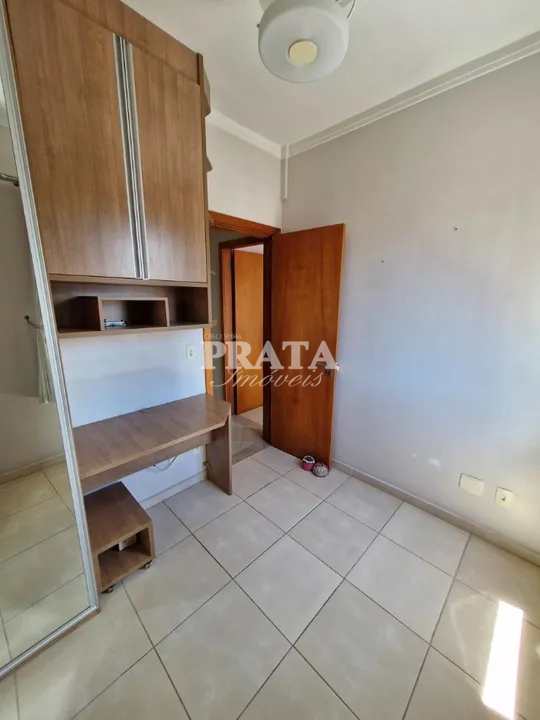 Apartamento à venda com 3 quartos, 123m² - Foto 8