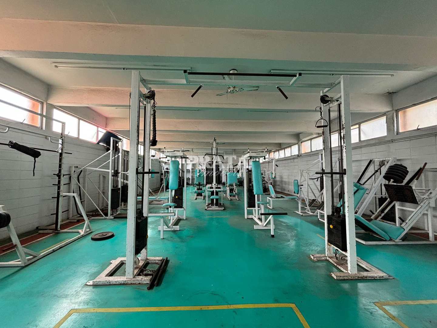 Depósito-Galpão-Armazém para alugar, 1501m² - Foto 8