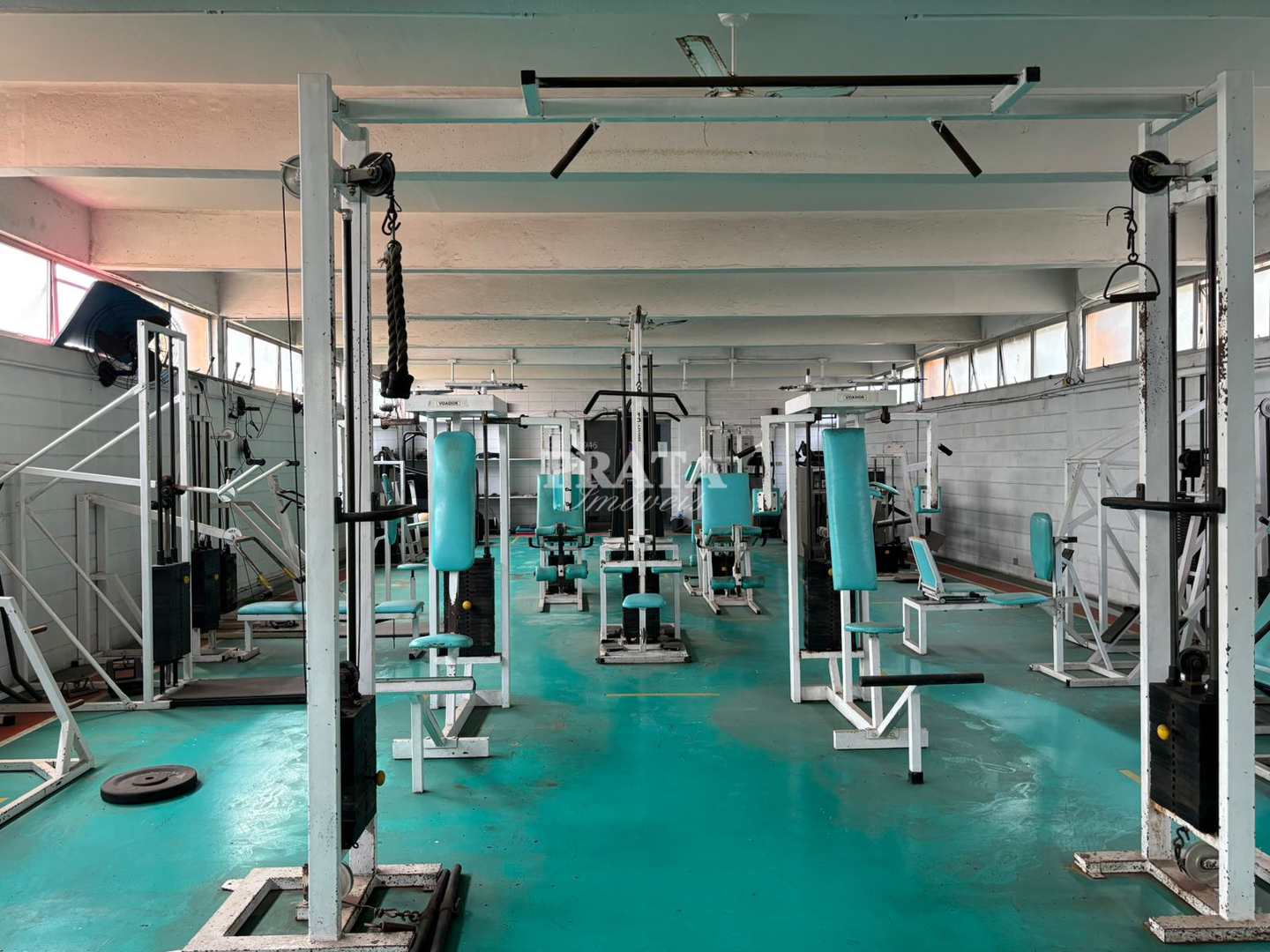 Depósito-Galpão-Armazém para alugar, 1501m² - Foto 1