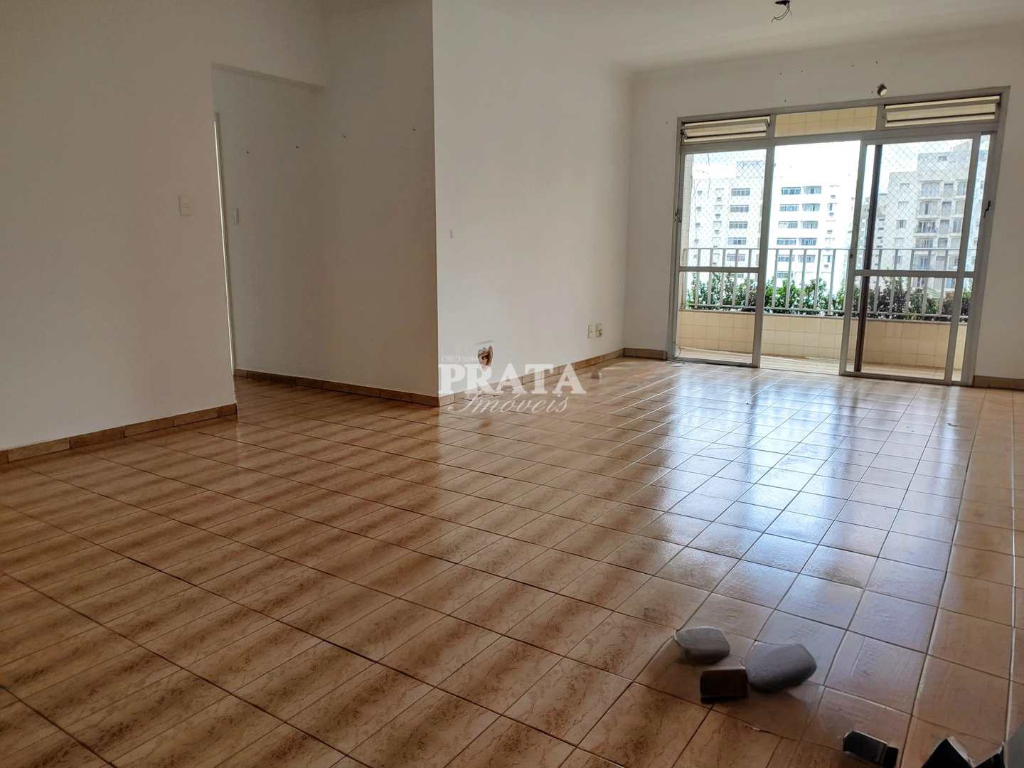 Apartamento para alugar com 3 quartos, 195m² - Foto 2