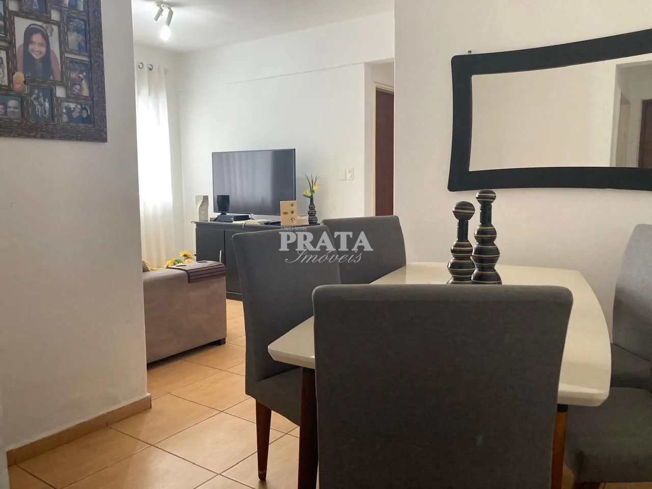 Apartamento à venda com 2 quartos, 68m² - Foto 1