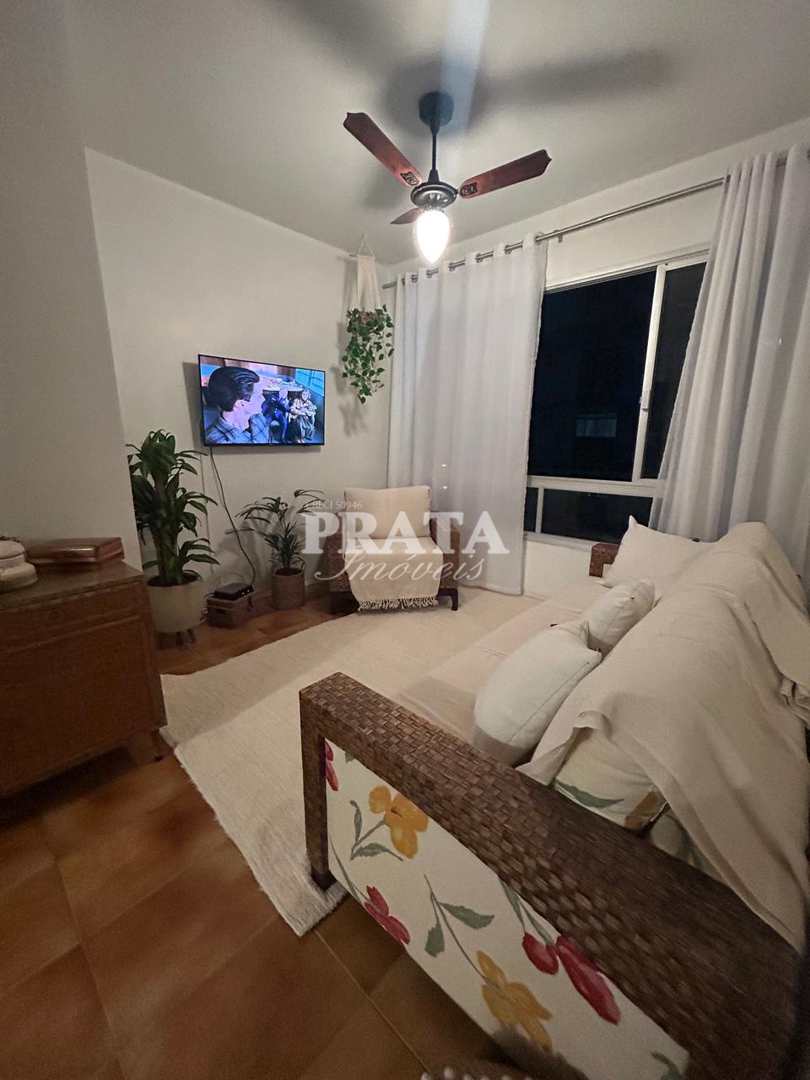 Apartamento à venda com 2 quartos, 70m² - Foto 1