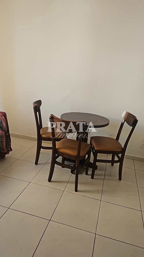 Apartamento à venda com 3 quartos, 150m² - Foto 4