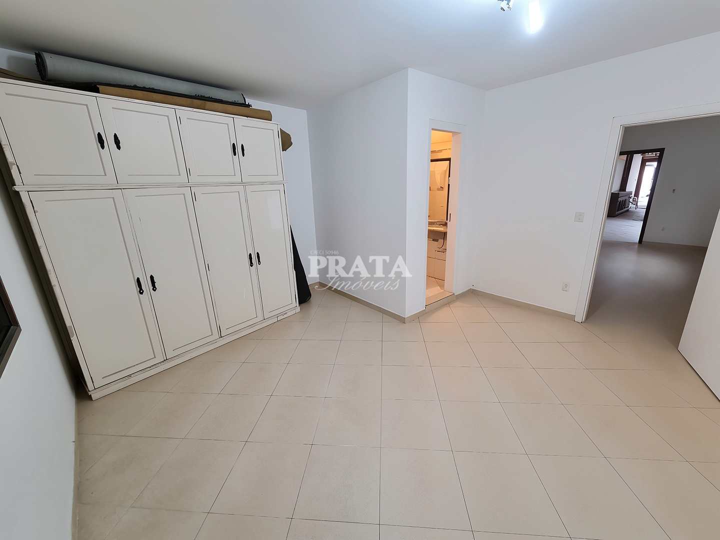 Casa à venda com 4 quartos, 185m² - Foto 3