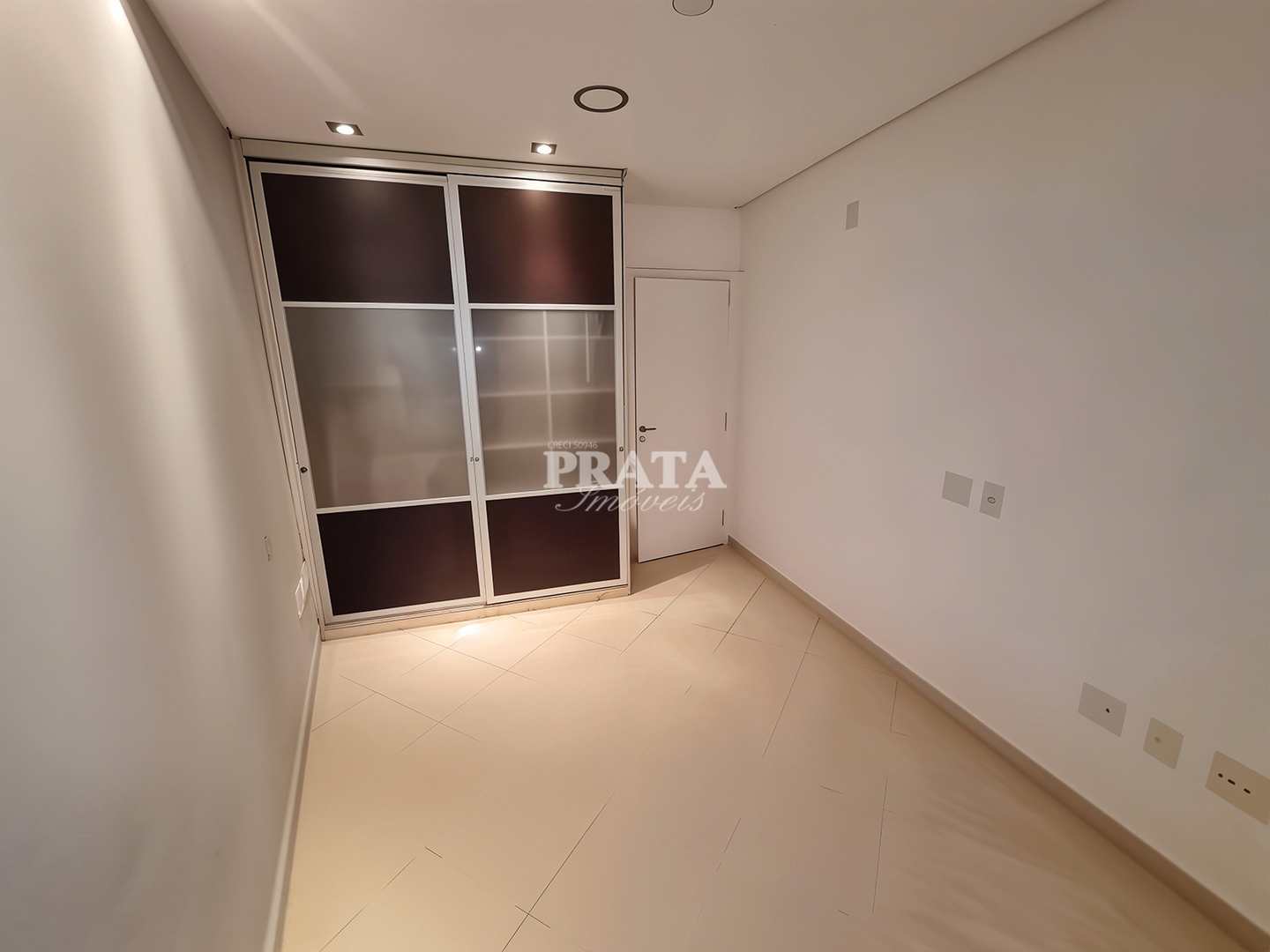 Casa à venda com 4 quartos, 185m² - Foto 5