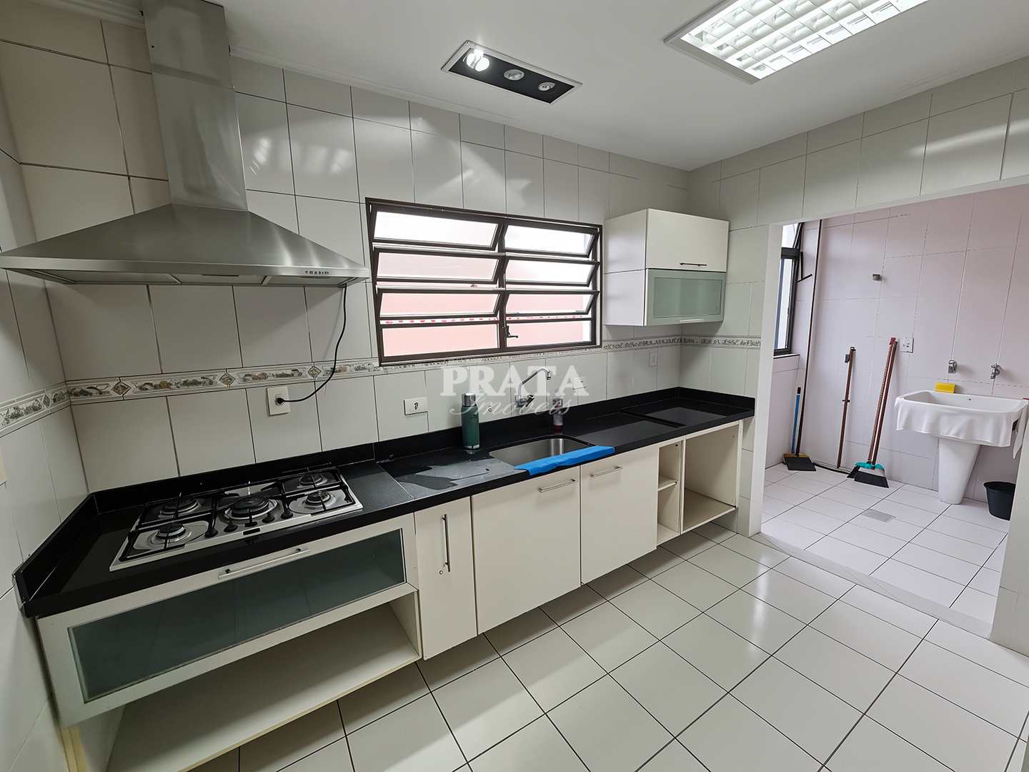Casa à venda com 4 quartos, 185m² - Foto 10
