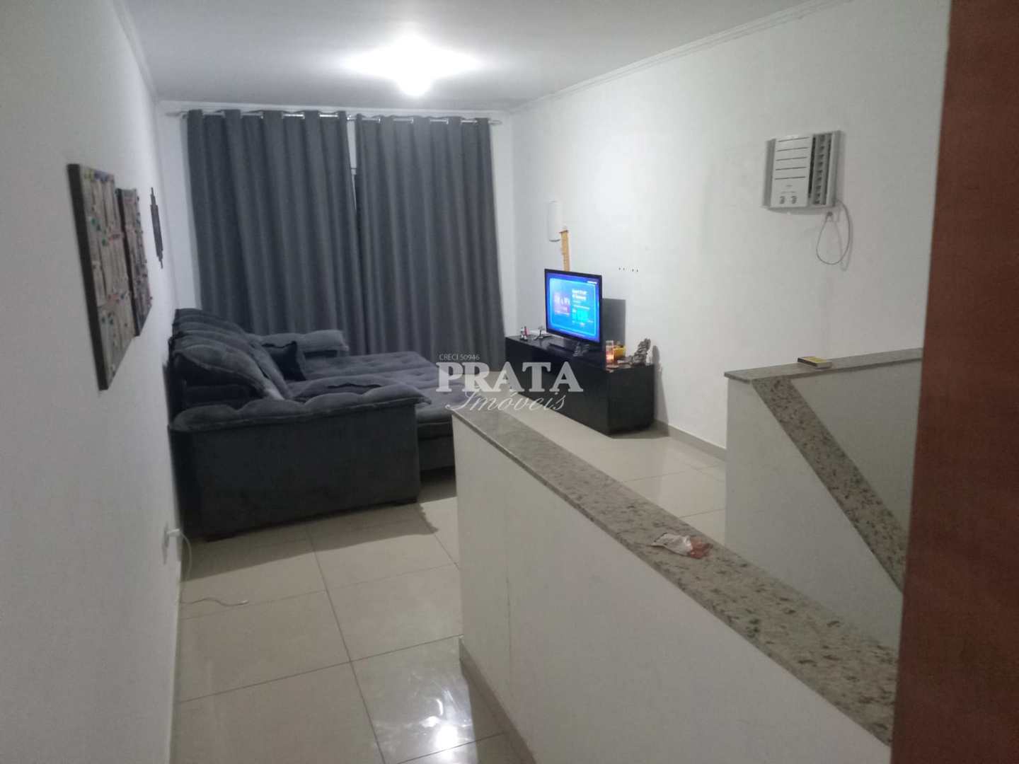 Casa à venda com 2 quartos, 75m² - Foto 2